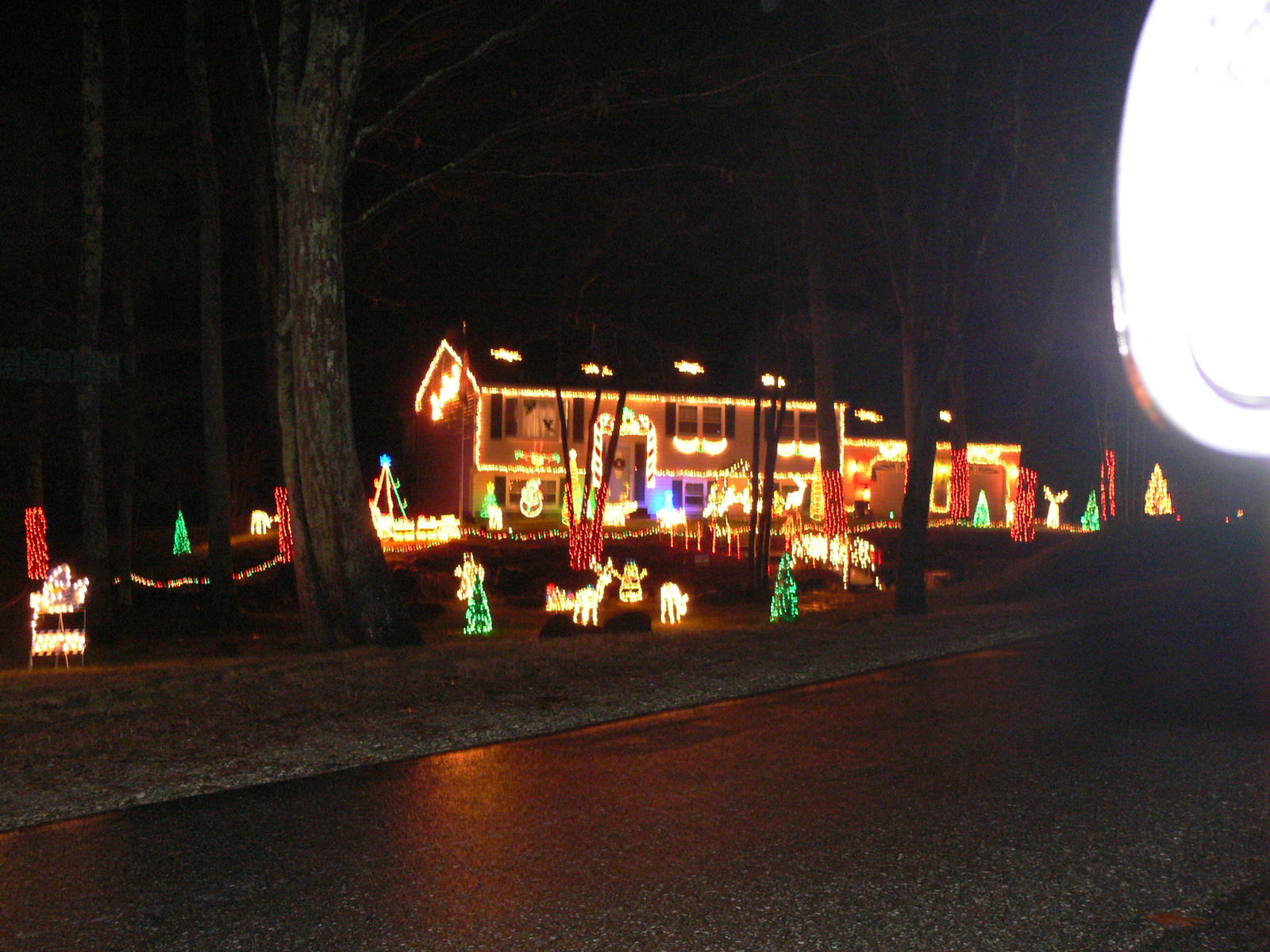 Best of New Hampshire's Christmas & Holiday Displays (Derry, Bedford